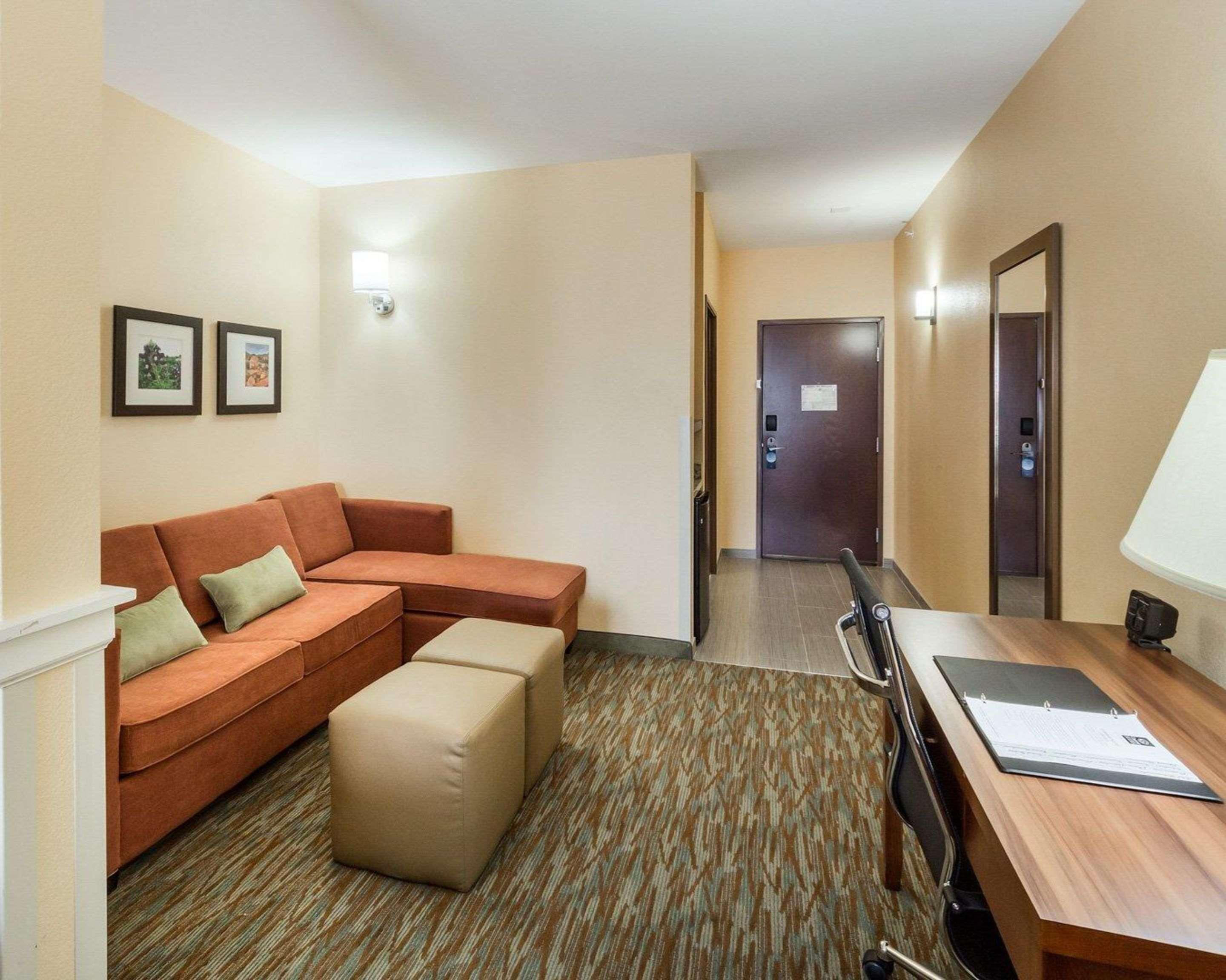 Comfort Suites Cotulla Near I-35 Екстер'єр фото