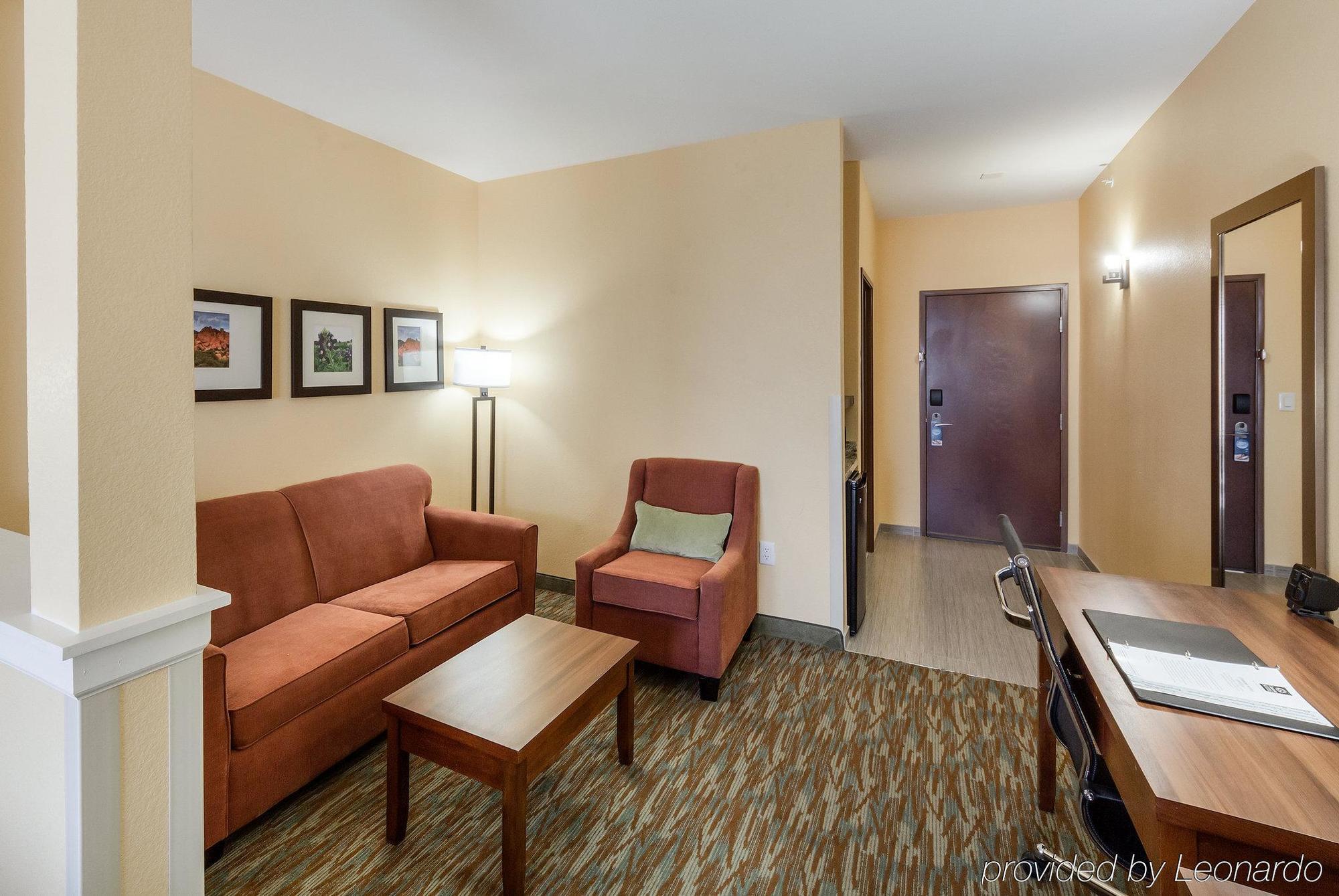 Comfort Suites Cotulla Near I-35 Екстер'єр фото