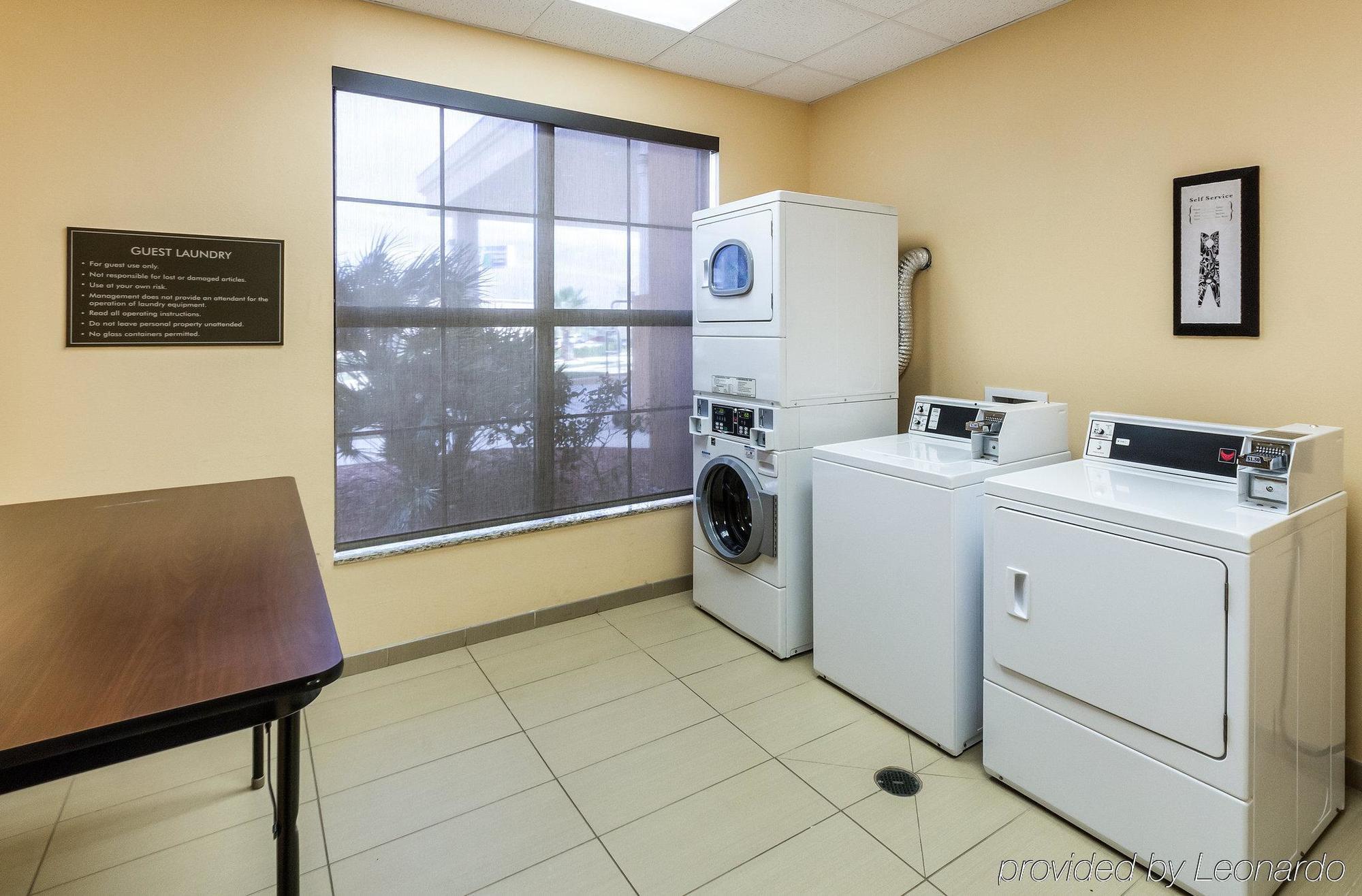 Comfort Suites Cotulla Near I-35 Екстер'єр фото