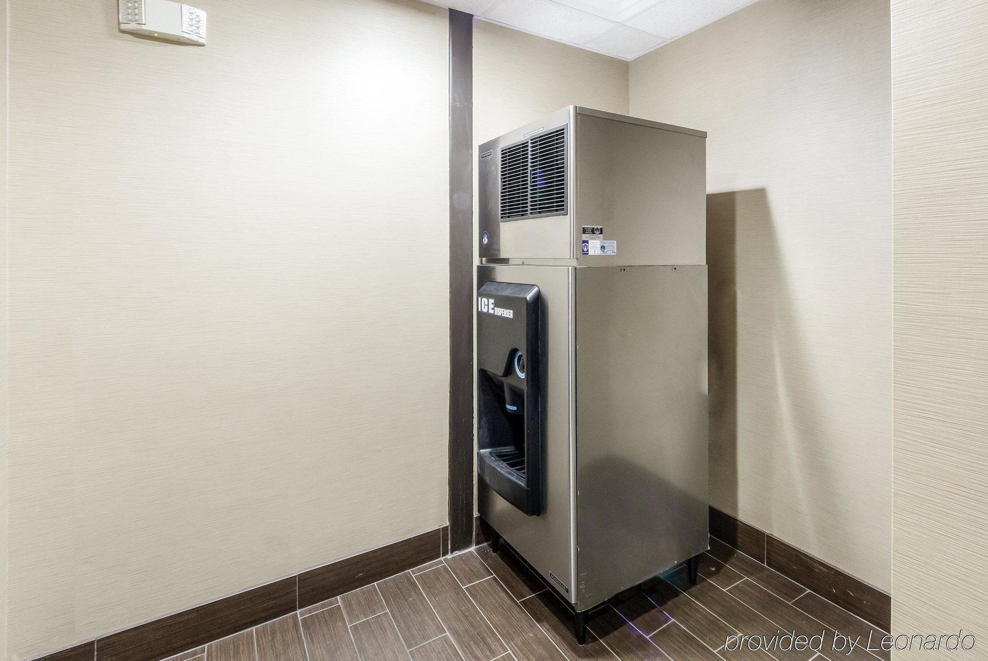 Comfort Suites Cotulla Near I-35 Екстер'єр фото